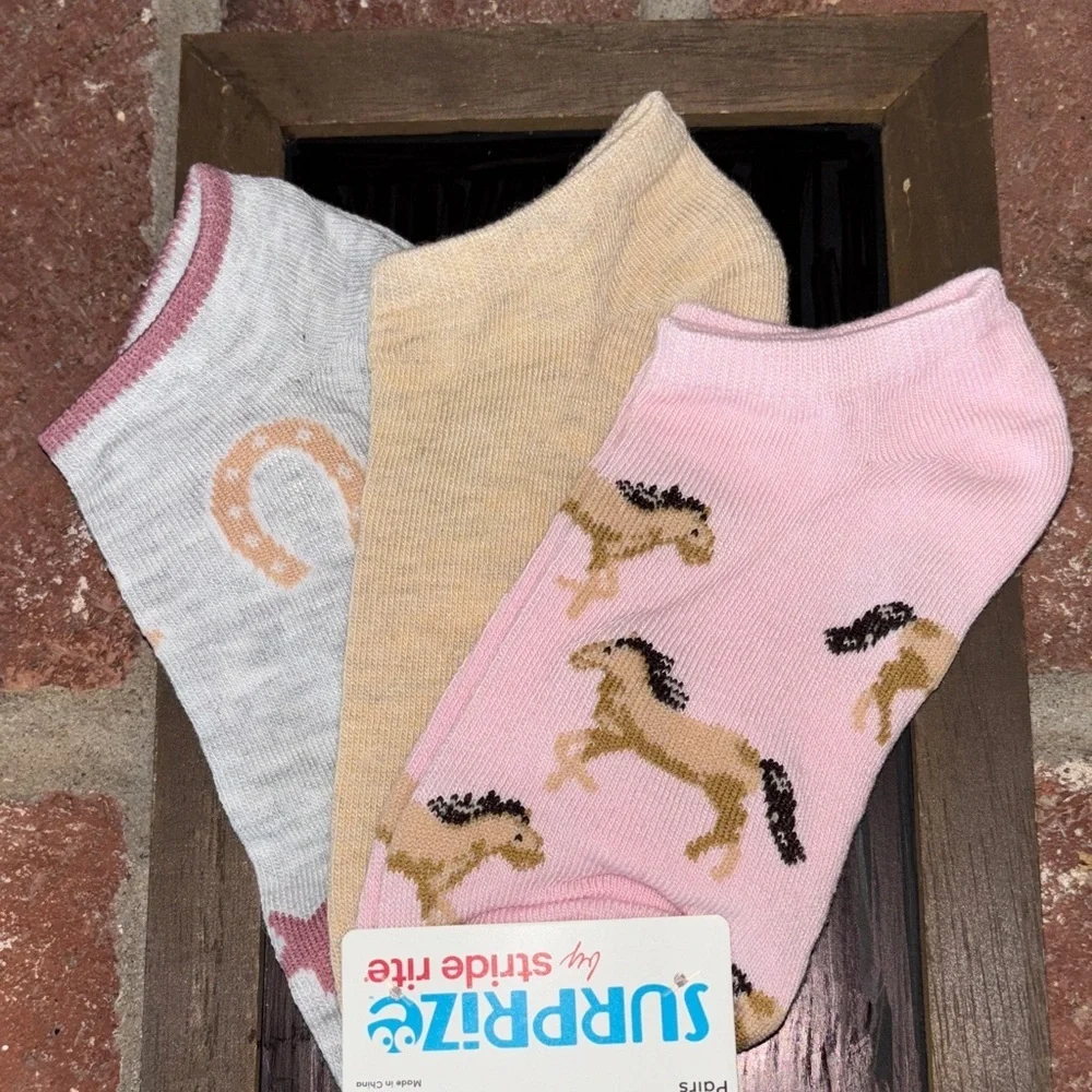 🐴 NEW🐴 Cowgirl Horse No-Show Socks - Set of 3 Spring Summer Easter Basket Girls